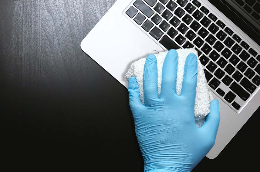 how to clean laptop keyboard
